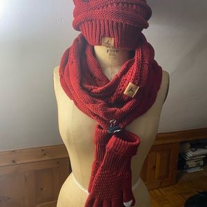 Winter Hat Scarf Gloves Set Brand New Never Worn
